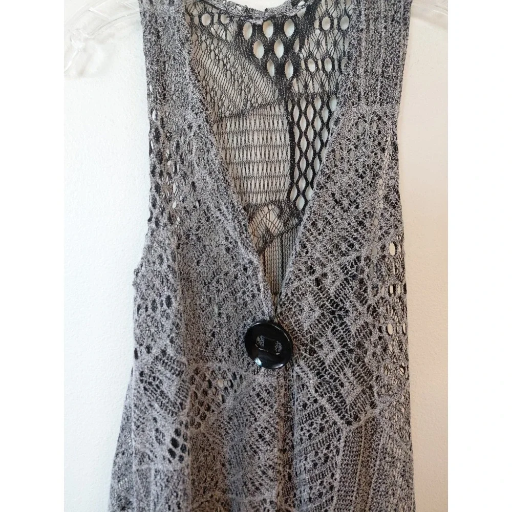 BB Land Knit Vest Sz Small Boho Festival LagenLook Y2k Grey Casual